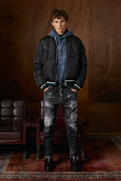 Look 10
